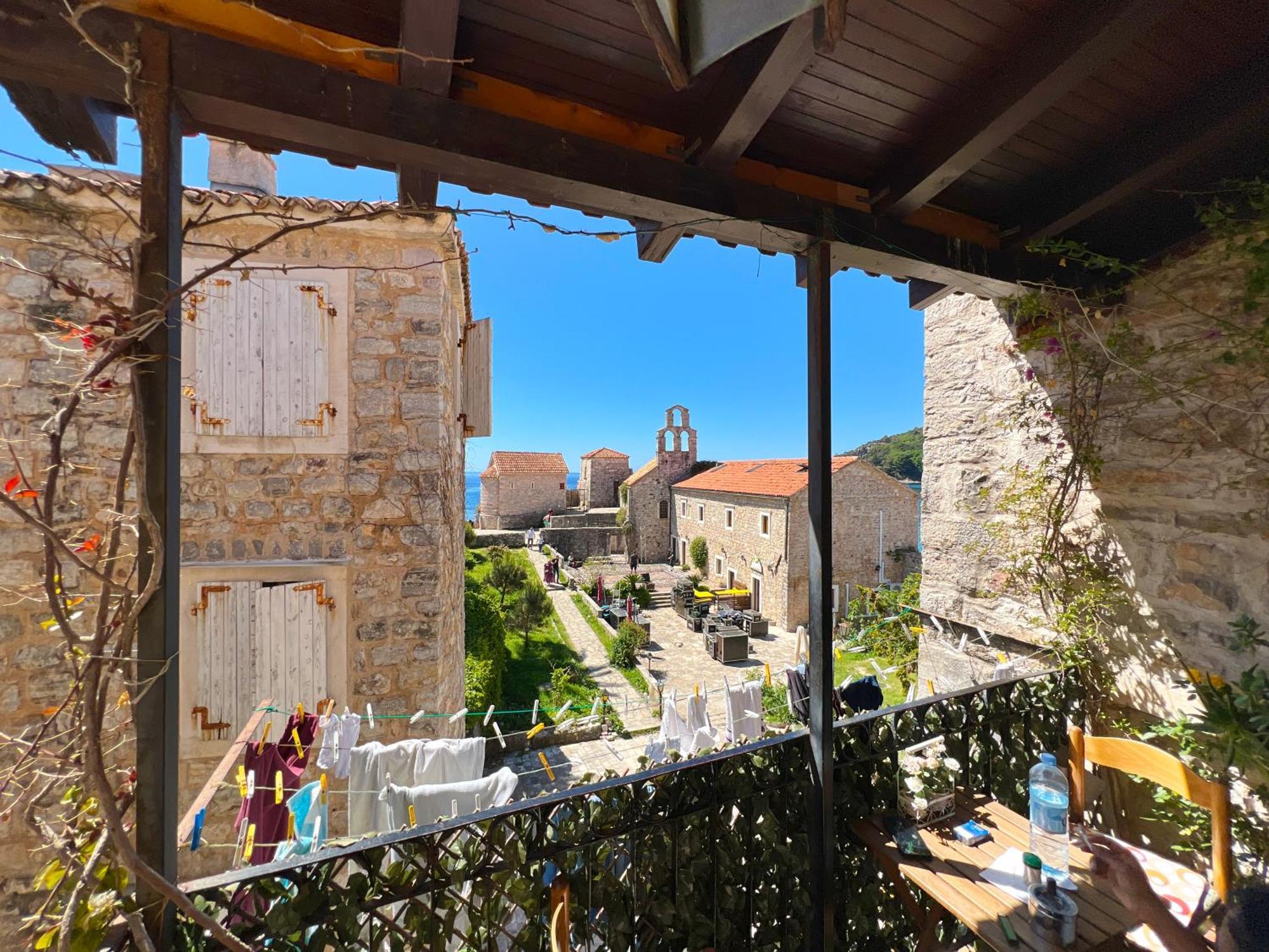 Freedom Hostel Budva Exterior photo